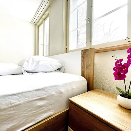 Apartment Schone Altbauwohnung Im Zentrum