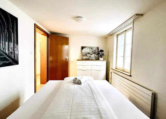 Apartment Beautiful Old Building In The Center *