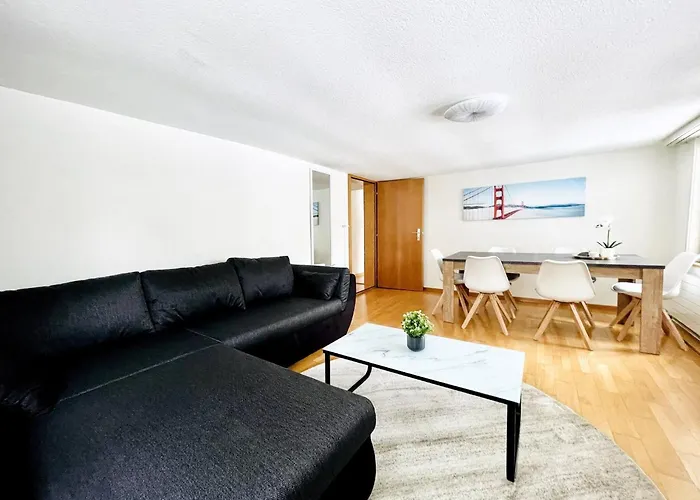 Apartment Beautiful Old Building In The Center